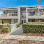 One Bedroom Apartment In Braddon