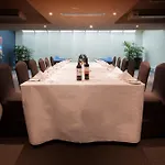 Canberra Parklands Central Apartment Hotel Official
