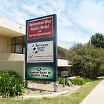 Belconnen Way Hotel & Serviced Apartments