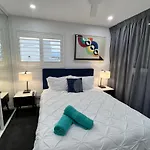 2Br Apt Gungahlin Square Luxe Super Central Wifi Wine Secure Parking
