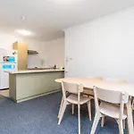 2Br Apartment Close To Glebe Park And Canberra City