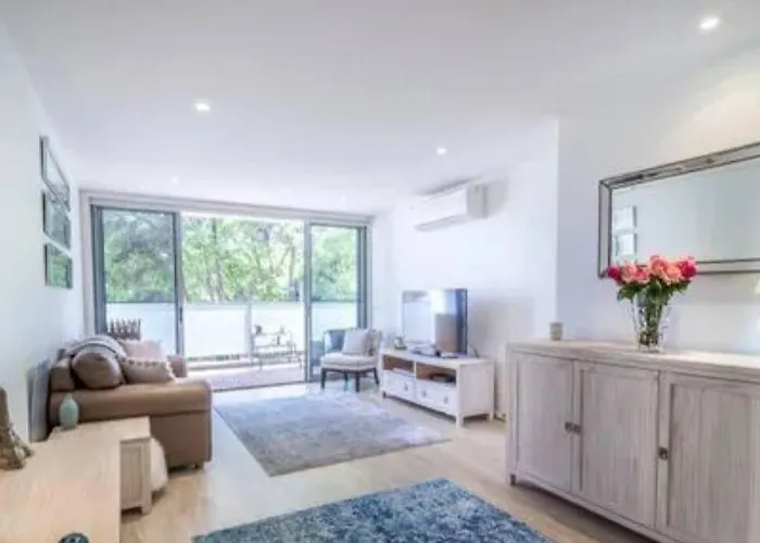 Envy 11 Luxe Spacious 1Br Apt Braddon Wifi Wine Secure Parking Canberra