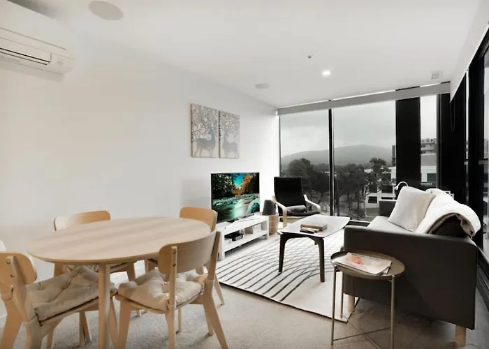1Br Braddon Retreat With Mountain Views