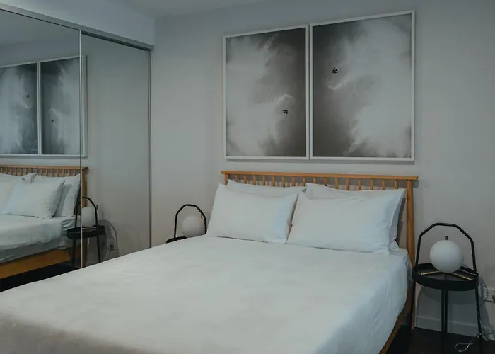 Perfect Central Located 2-Bed With Secure Parking