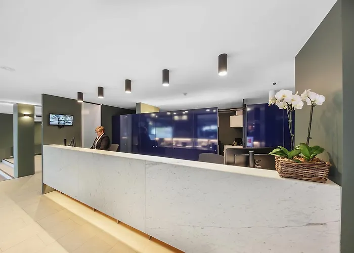 Belconnen Way Hotel & Serviced Apartments