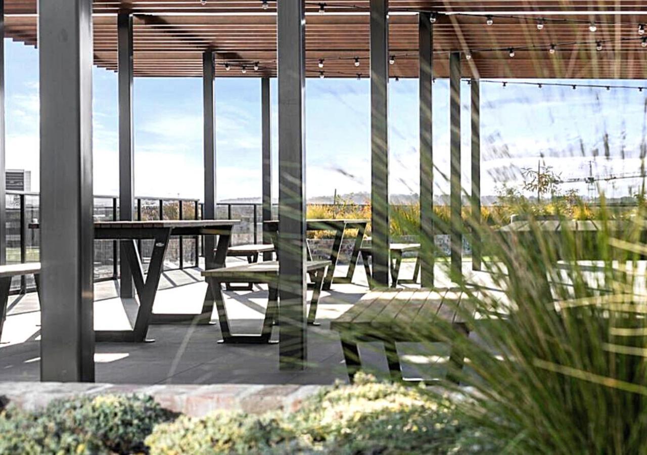 Braddon Penthouse*top Location*netflix*wifi*views Canberra