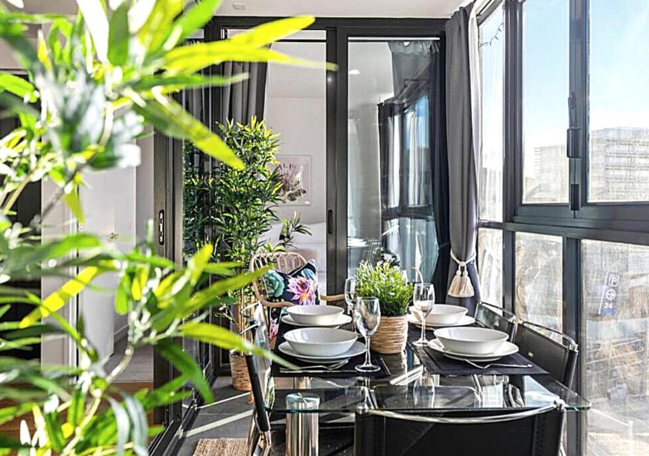 Braddon Penthouse*top Location*netflix*wifi*views *