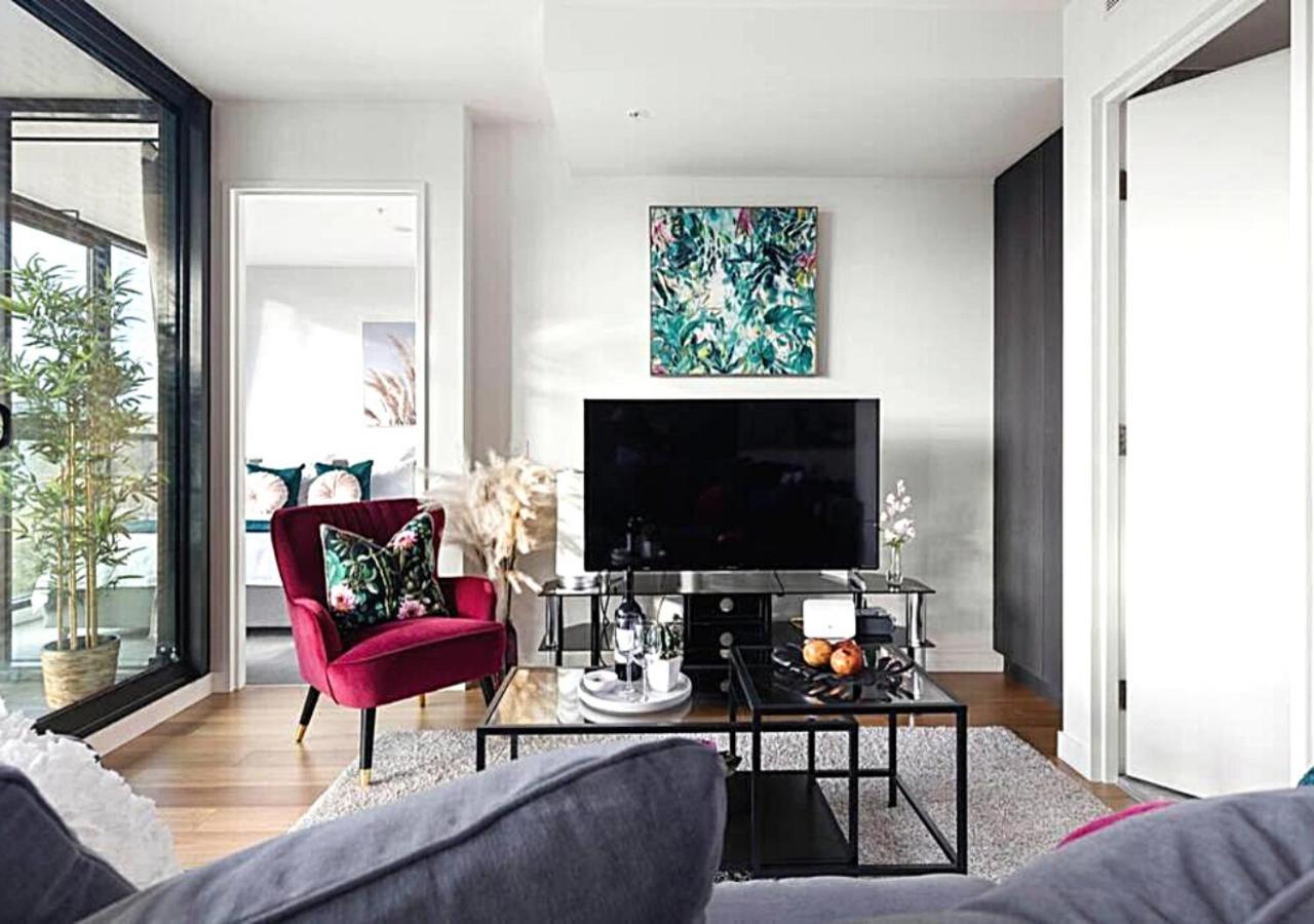 Braddon Penthouse*top Location*netflix*wifi*views * Canberra
