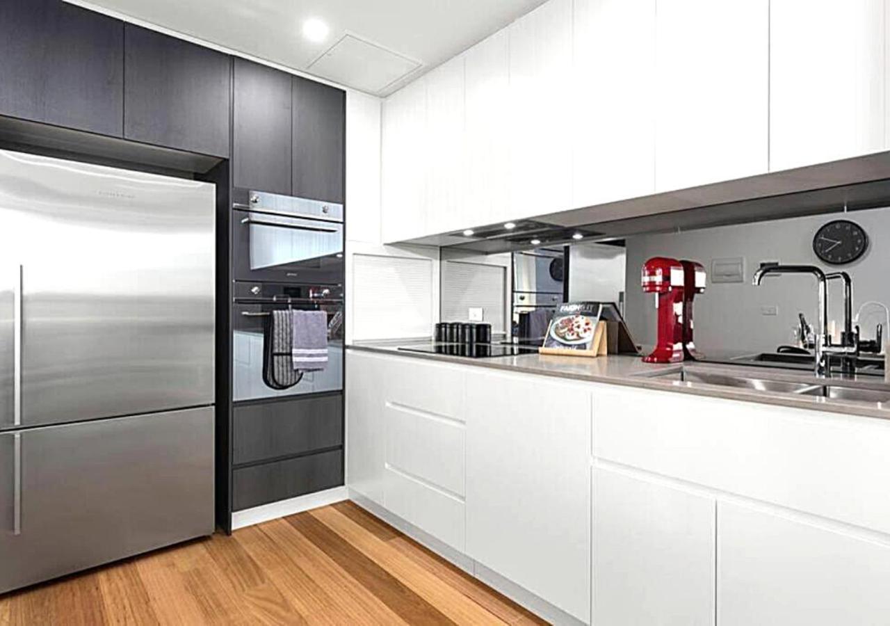 Apartment Braddon Penthouse*top Location*netflix*wifi*views