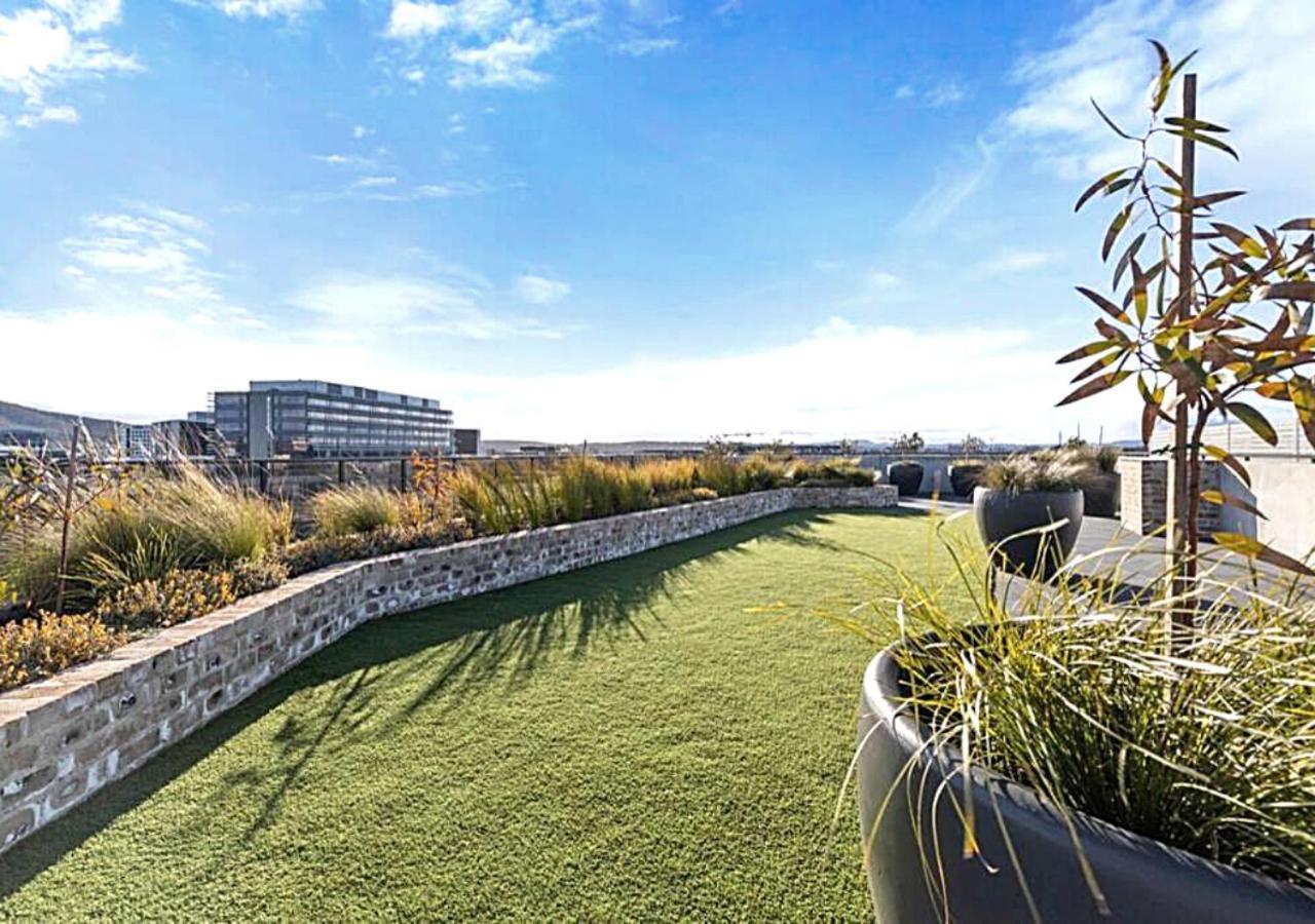 Braddon Penthouse*top Location*netflix*wifi*views *