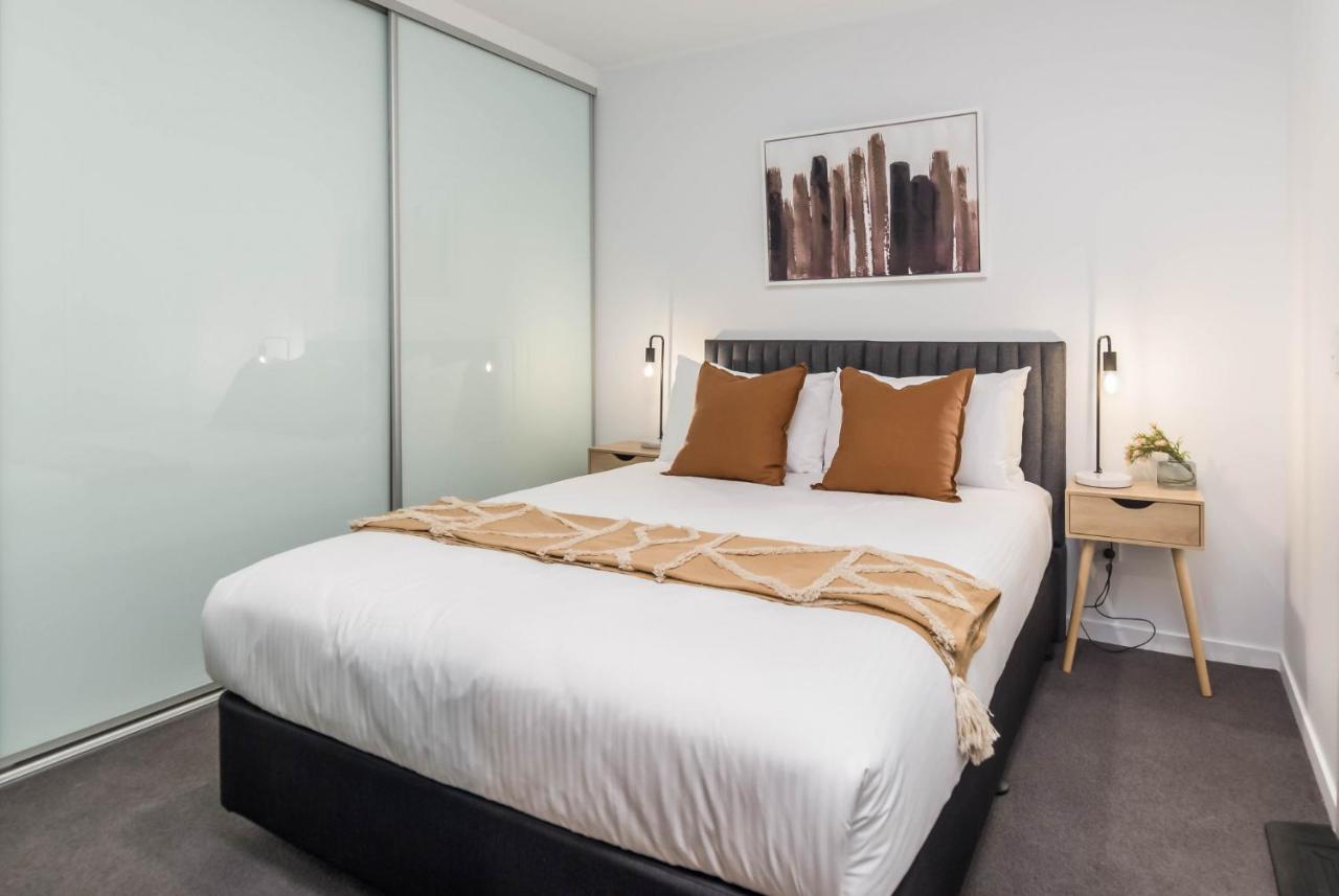 Apartment Center 2-bed With Rooftop Pool & Secure Parking