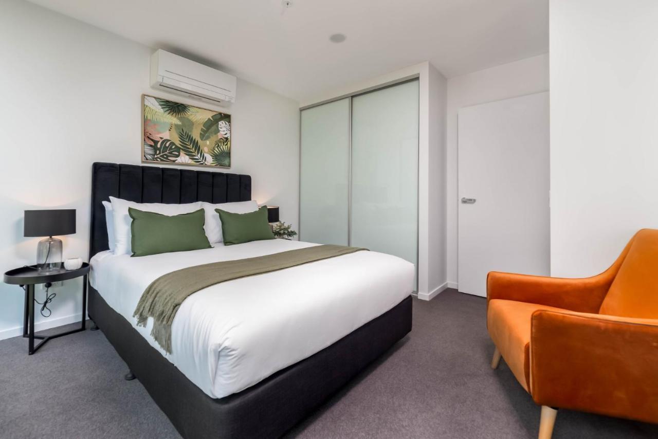Center 2-bed With Rooftop Pool & Secure Parking Apartment *