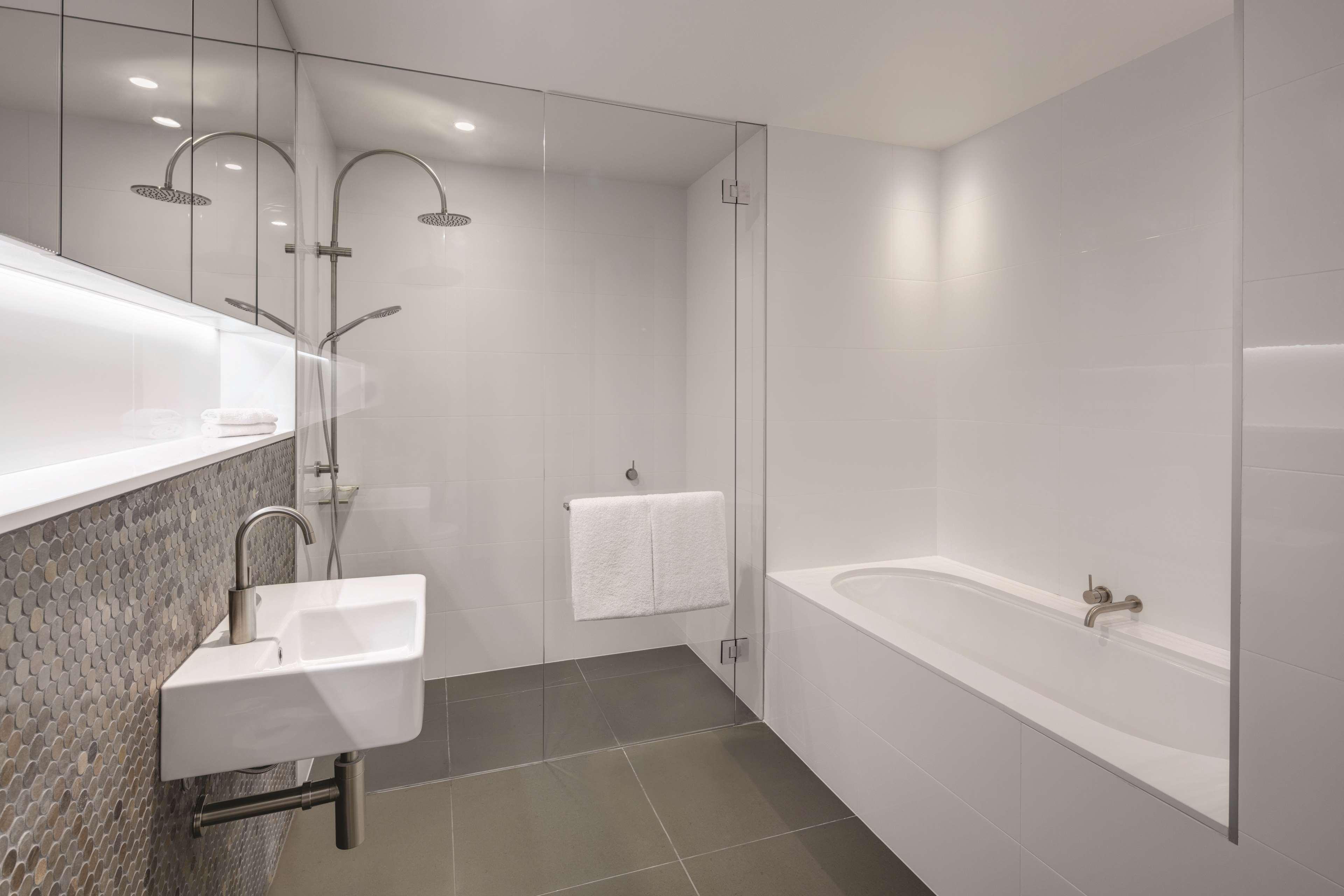 Vibe Hotel 4*