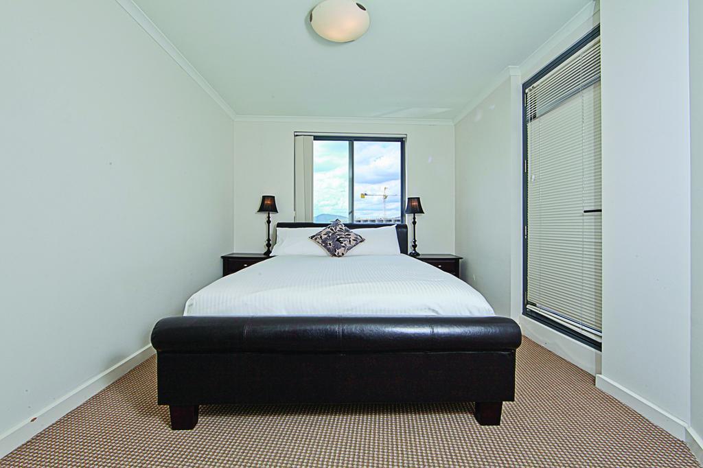 Accommodate Canberra - Phoenix Apartment Canberra