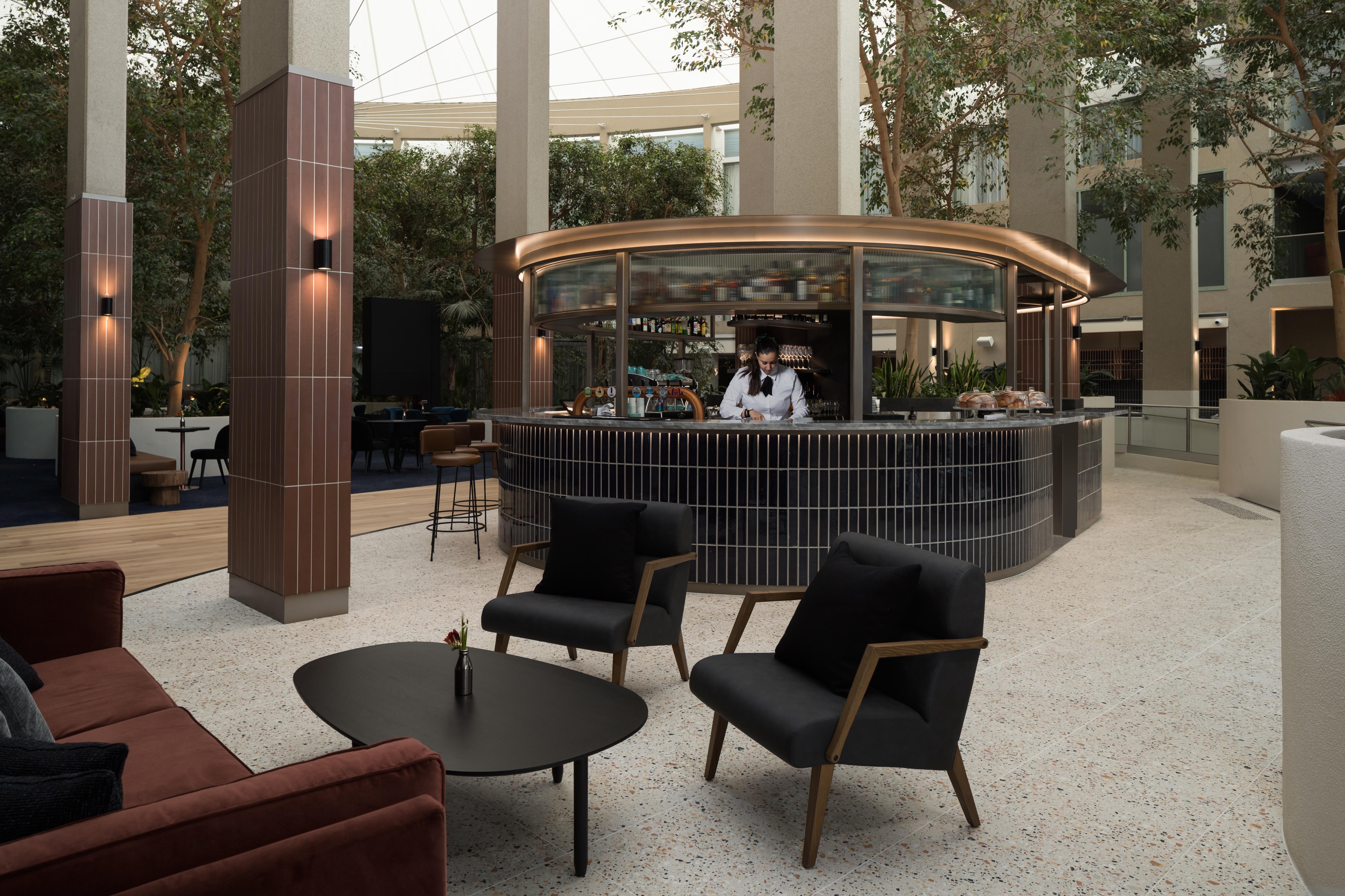 Hotel Rydges 4*