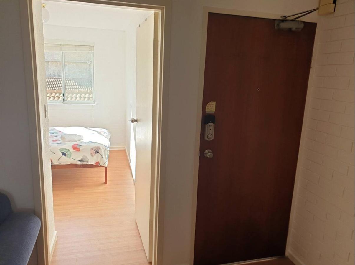 Dana-private In A 3-bedroom Apartment-3 Guest house