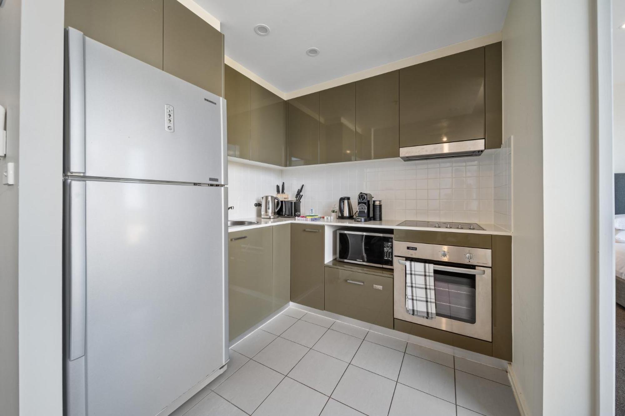 Glorious 1-bed With Pool & Sauna Apartment