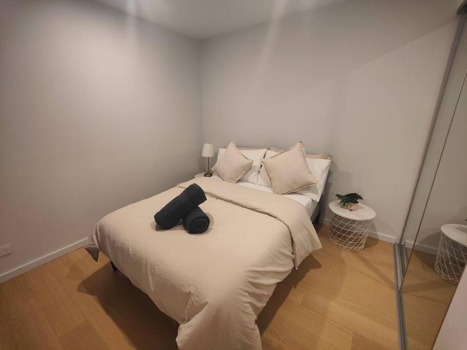 Convenient Modern 2b2b In Braddon Apartamento *