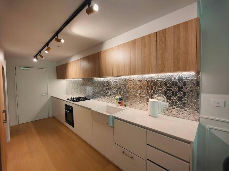 Apartamento Convenient Modern 2b2b In Braddon Camberra