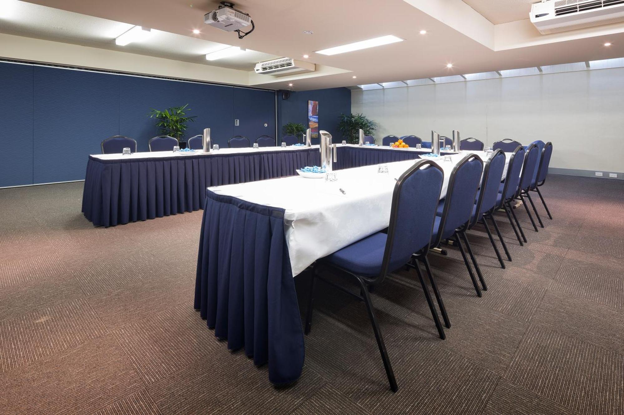 Aparthotel Parklands Official Canberra