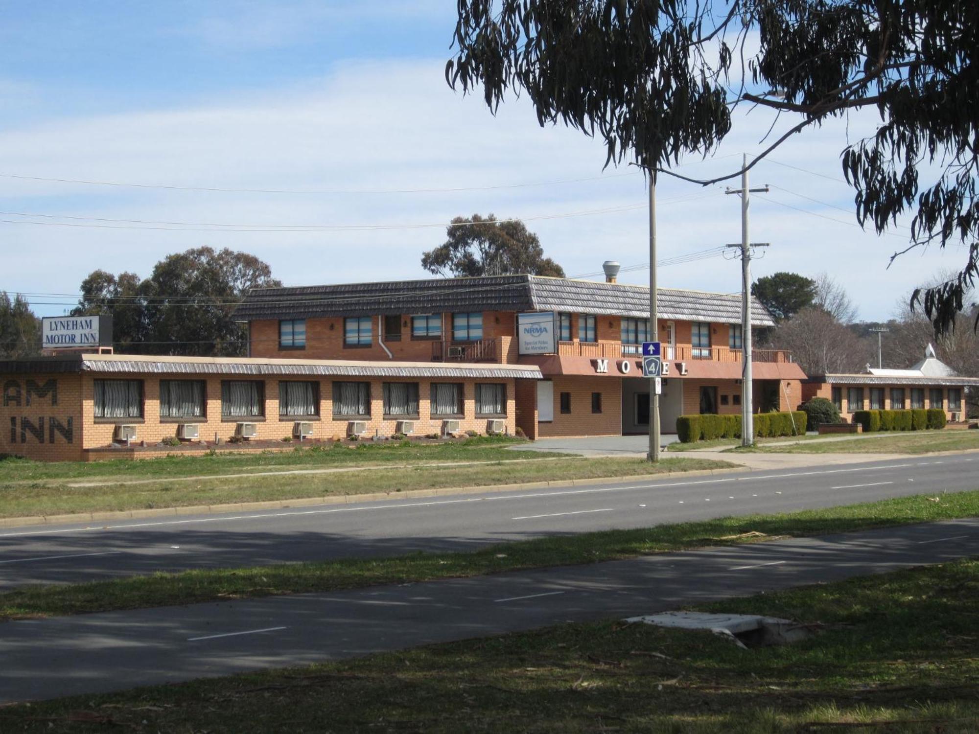 Lyneham Motor