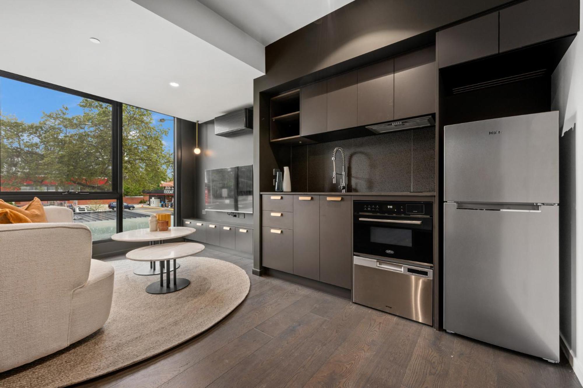 Elegant With Parking Apartment