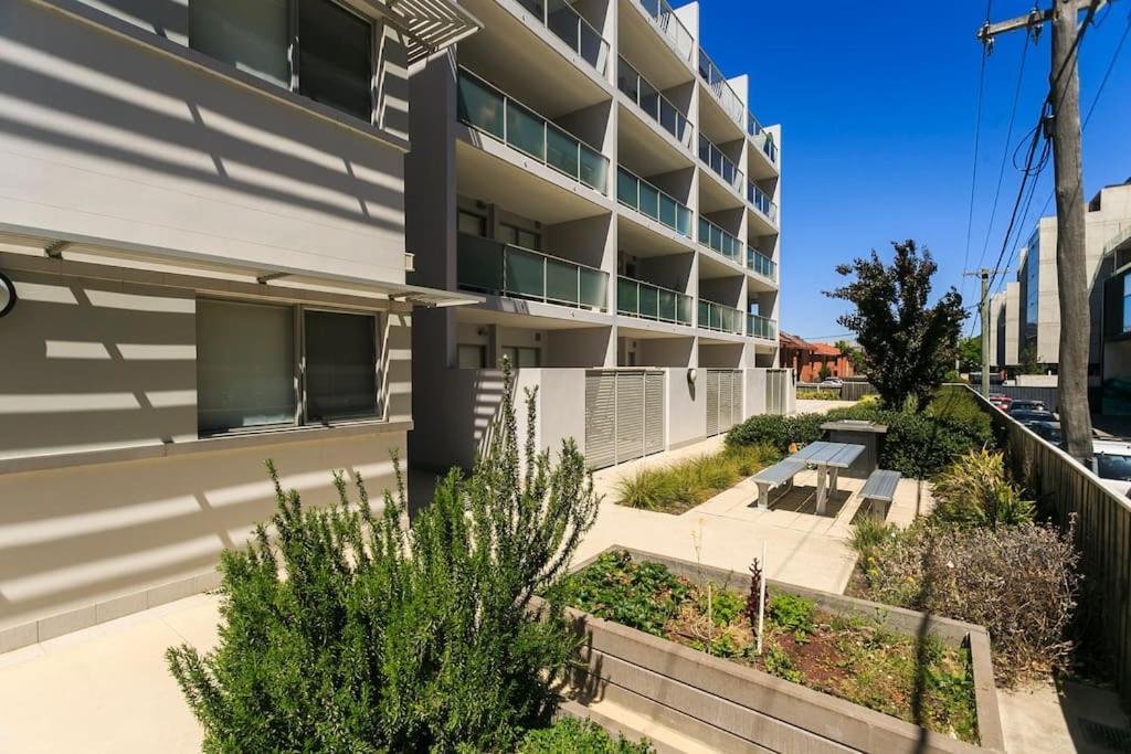 Apartment 3br Braddon Flat, 8 Mins Walk To Cbd *