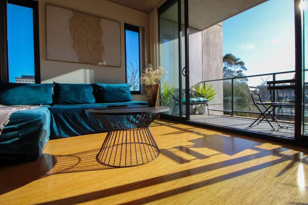 Apartment Luxury Minutes From W Rooftop Pool & Parking *
