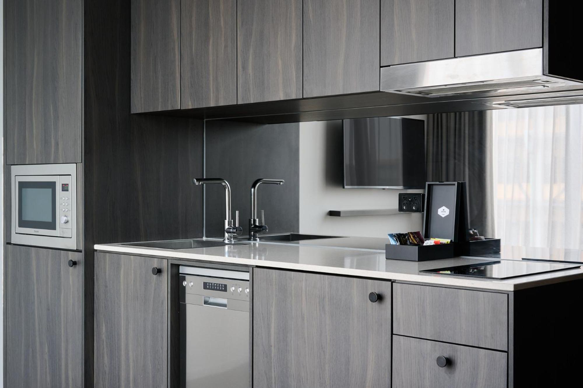 Hotel Abode Belconnen Canberra