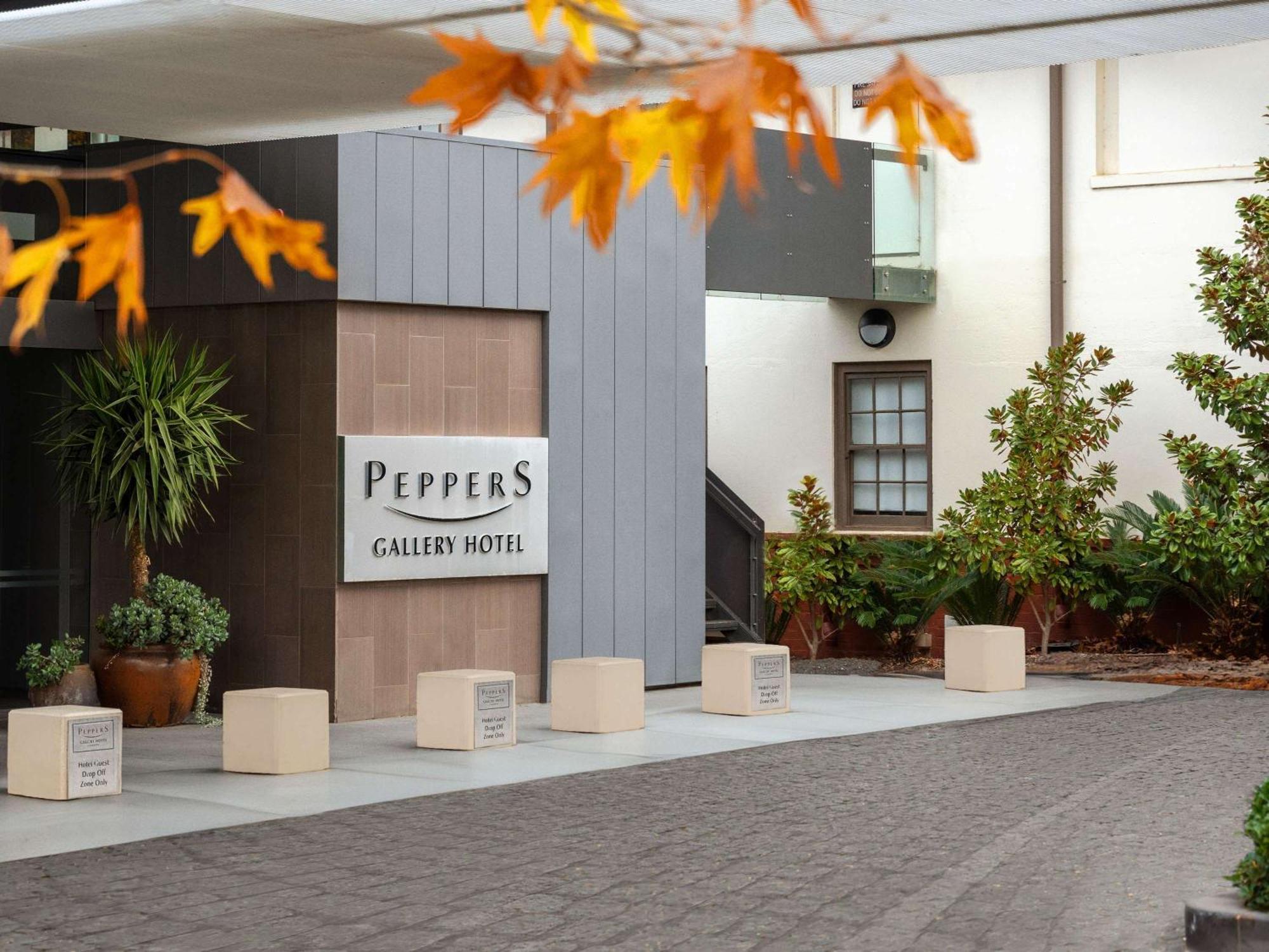Peppers Gallery Hotel
