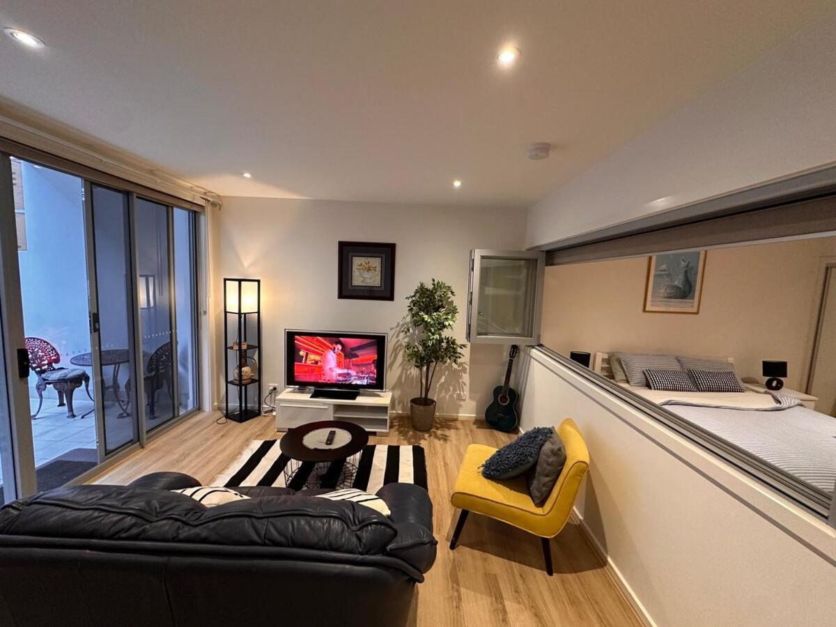 A Cozy To Yourself Apartment *