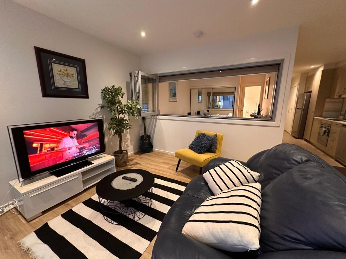 A Cozy To Yourself * Canberra