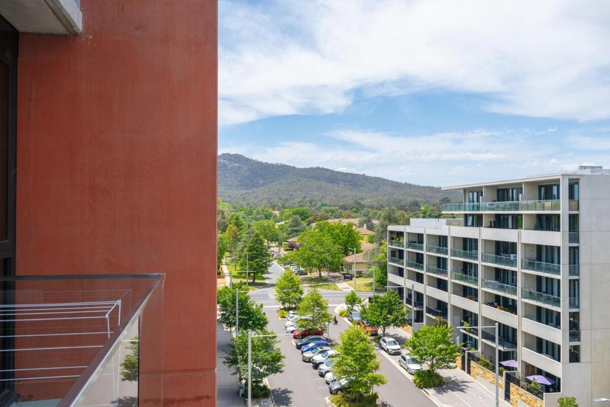 One Bedroom With Parking Next To