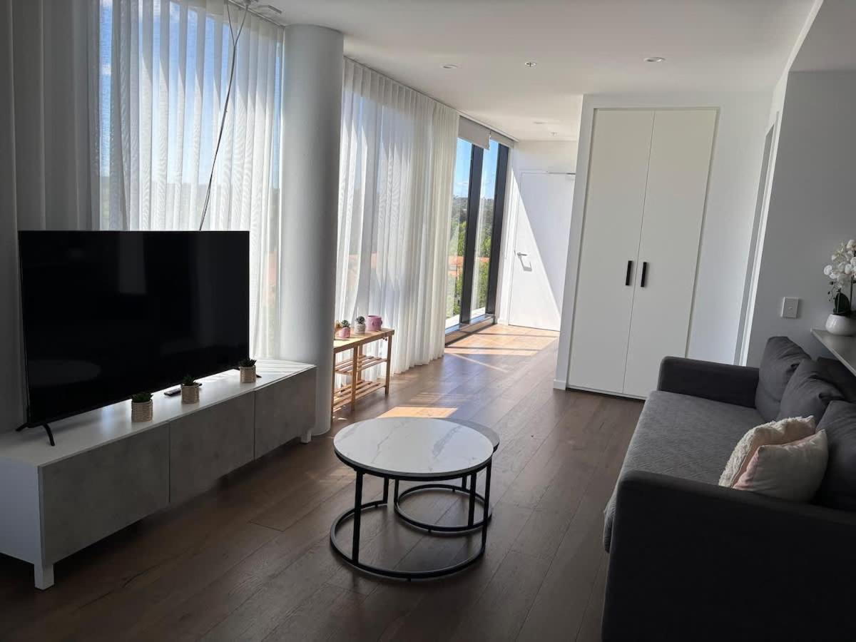 2br-2br-2cars -cbd-pool-sleeps 6 Apartment