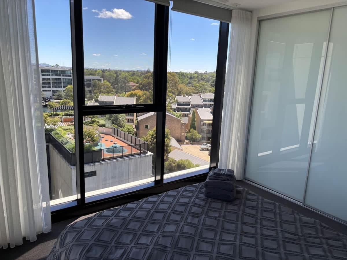 Apartment 2br-2br-2cars -cbd-pool-sleeps 6