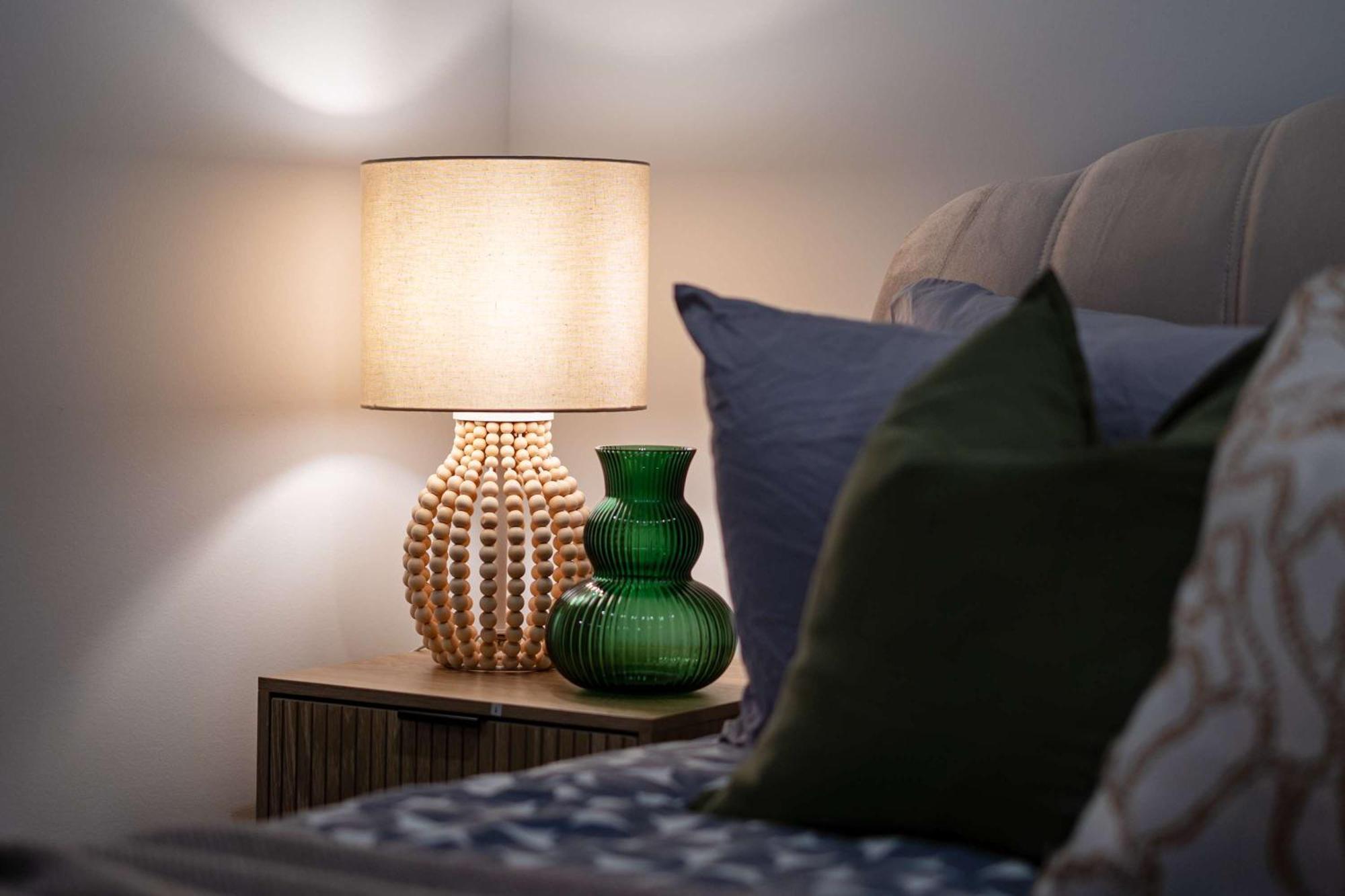 Modern 2 Bedroom In The Heart Of Center Canberra