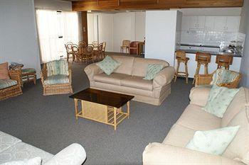 Hotel Belconnen Way & Serviced Canberra
