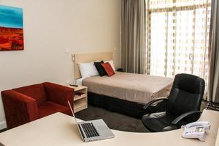Hotel Belconnen Way & Serviced