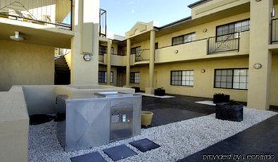 Parklands Official 3* Canberra