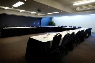 Parklands Official 3* Canberra