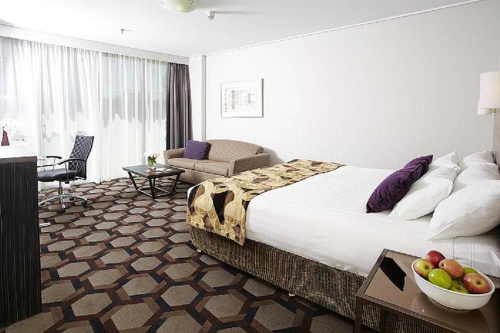 Rydges Hotel 4*