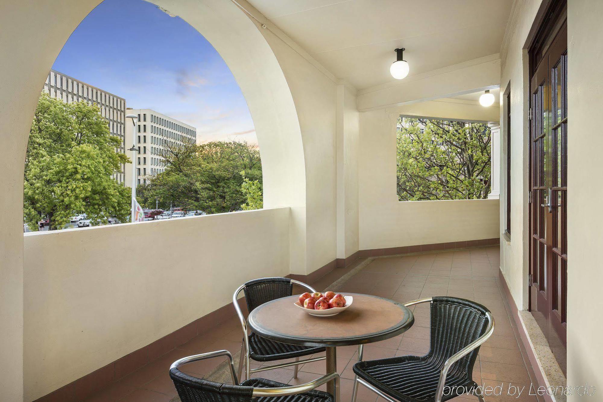 Quest Aparthotel Camberra