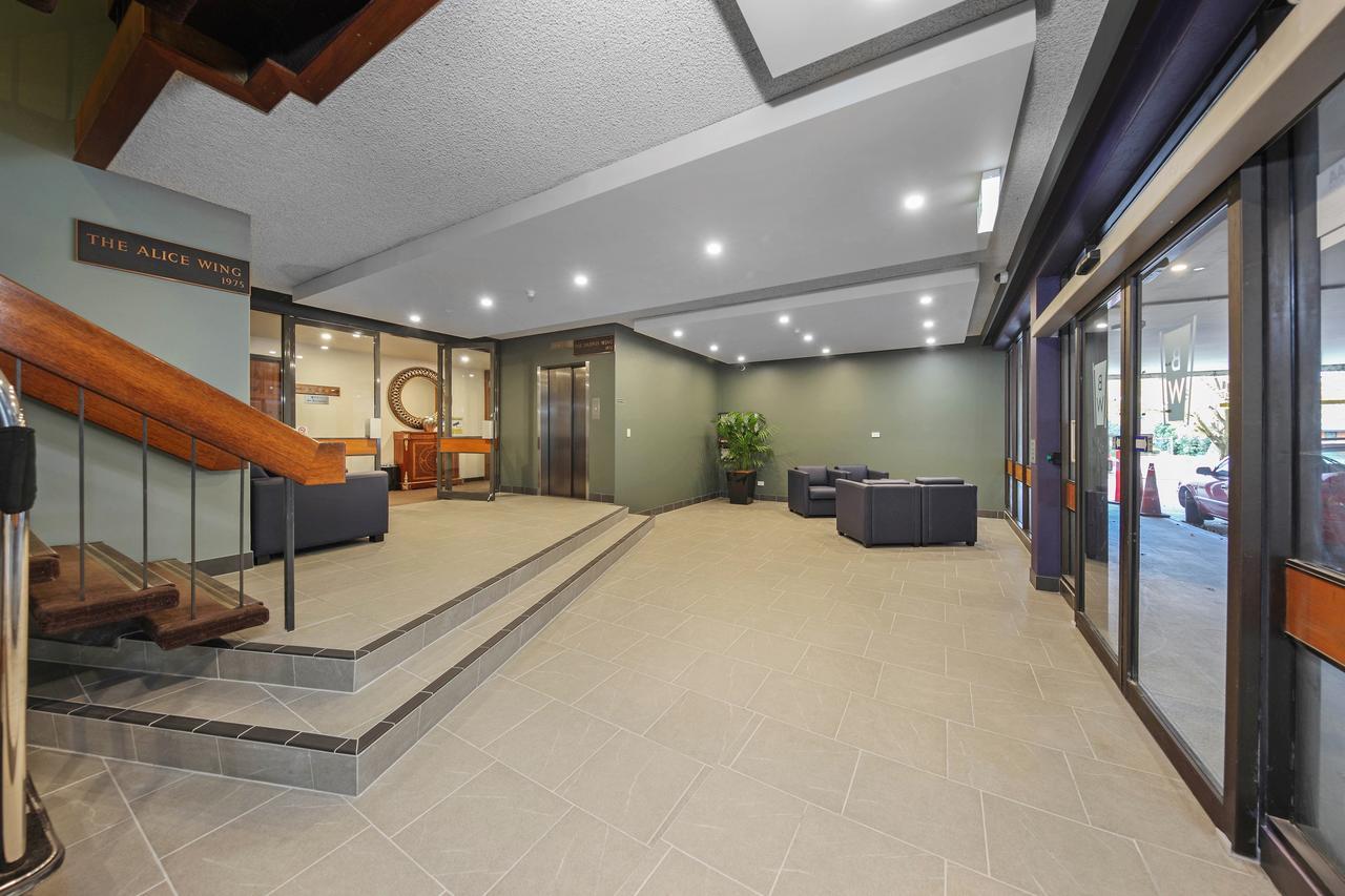 Hotel Belconnen Way & Serviced Canberra
