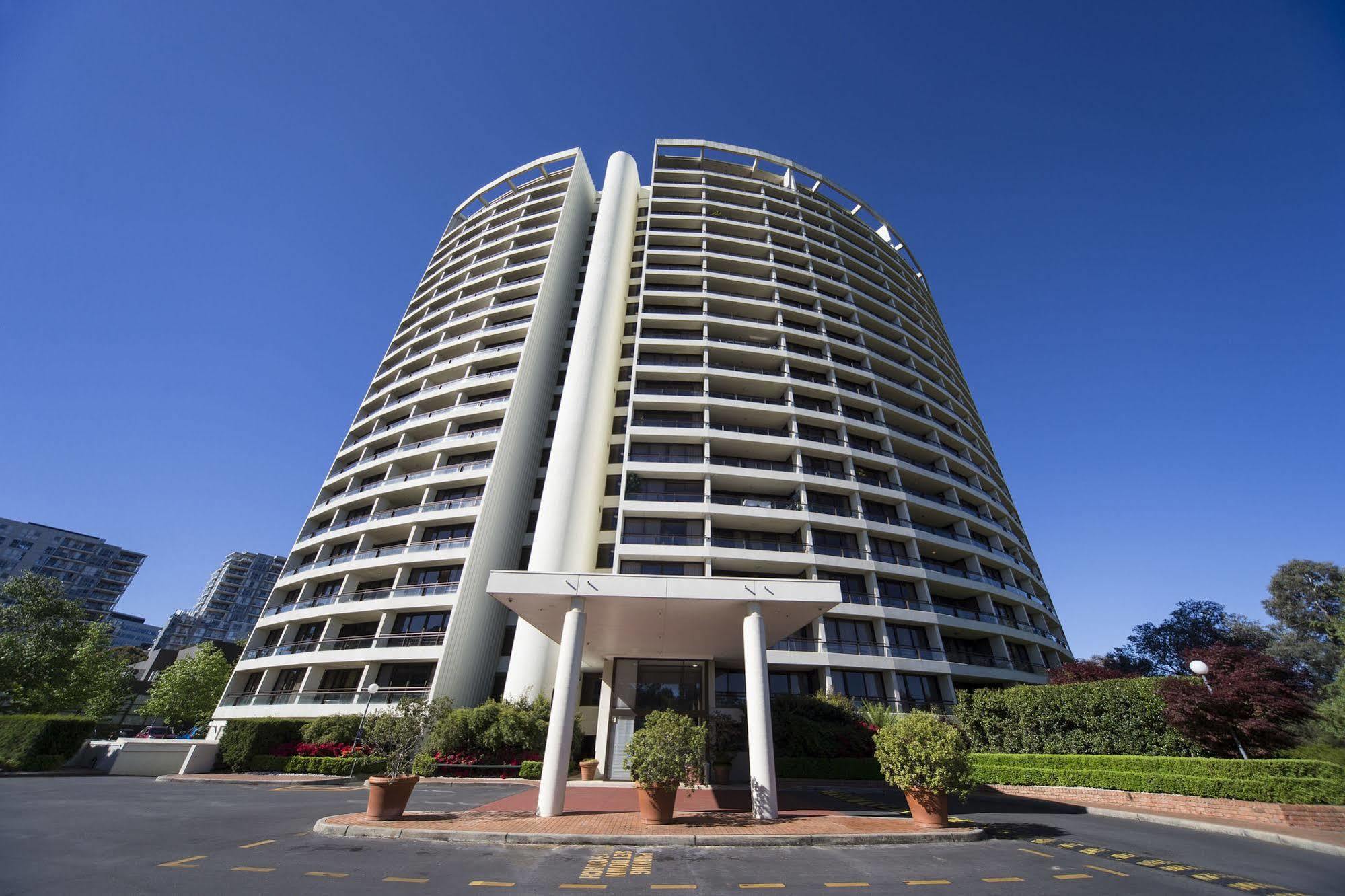 Breakfree Capital Tower Canberra