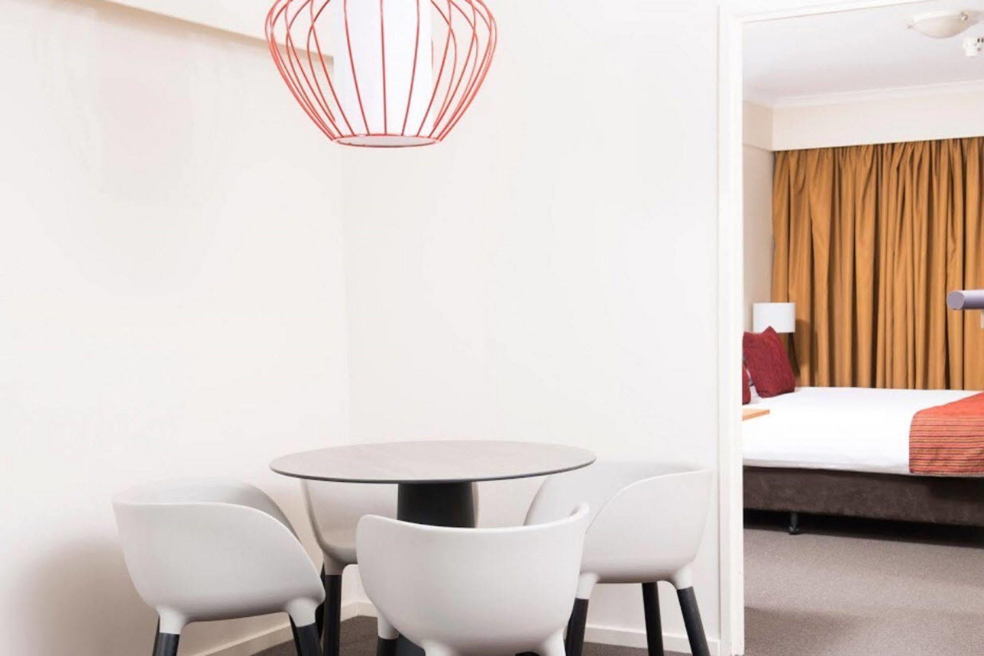 Mantra On Northbourne Aparthotel Canberra