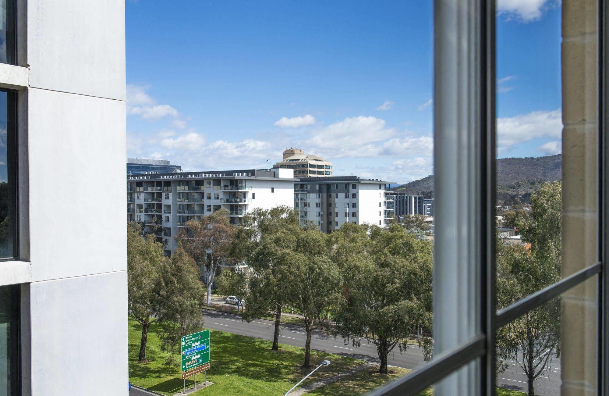 Mantra On Northbourne Canberra