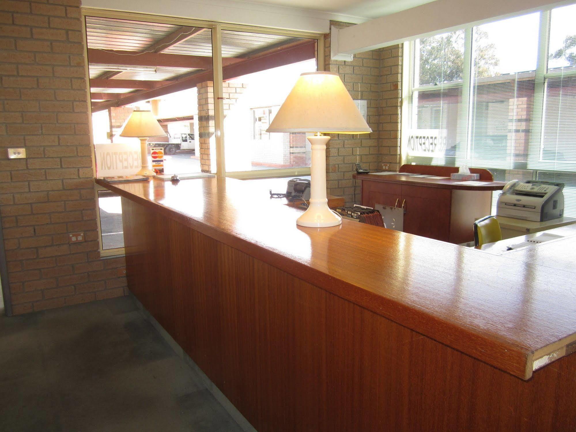 Lyneham Motor Motel