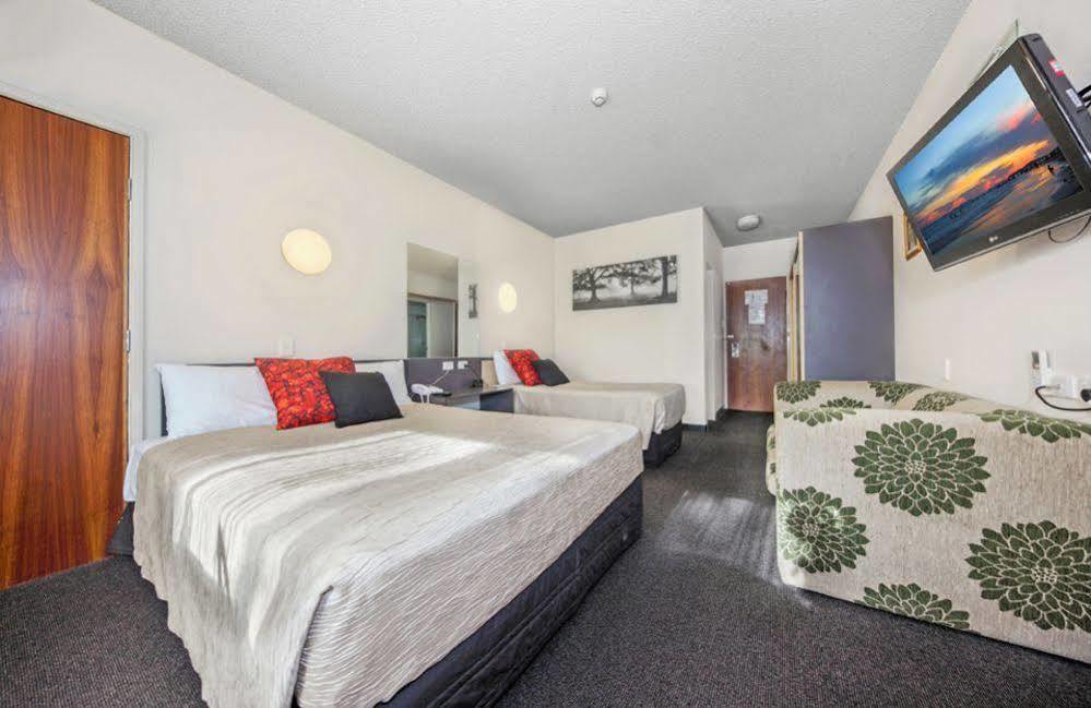 Hotel Belconnen Way & Serviced Canberra
