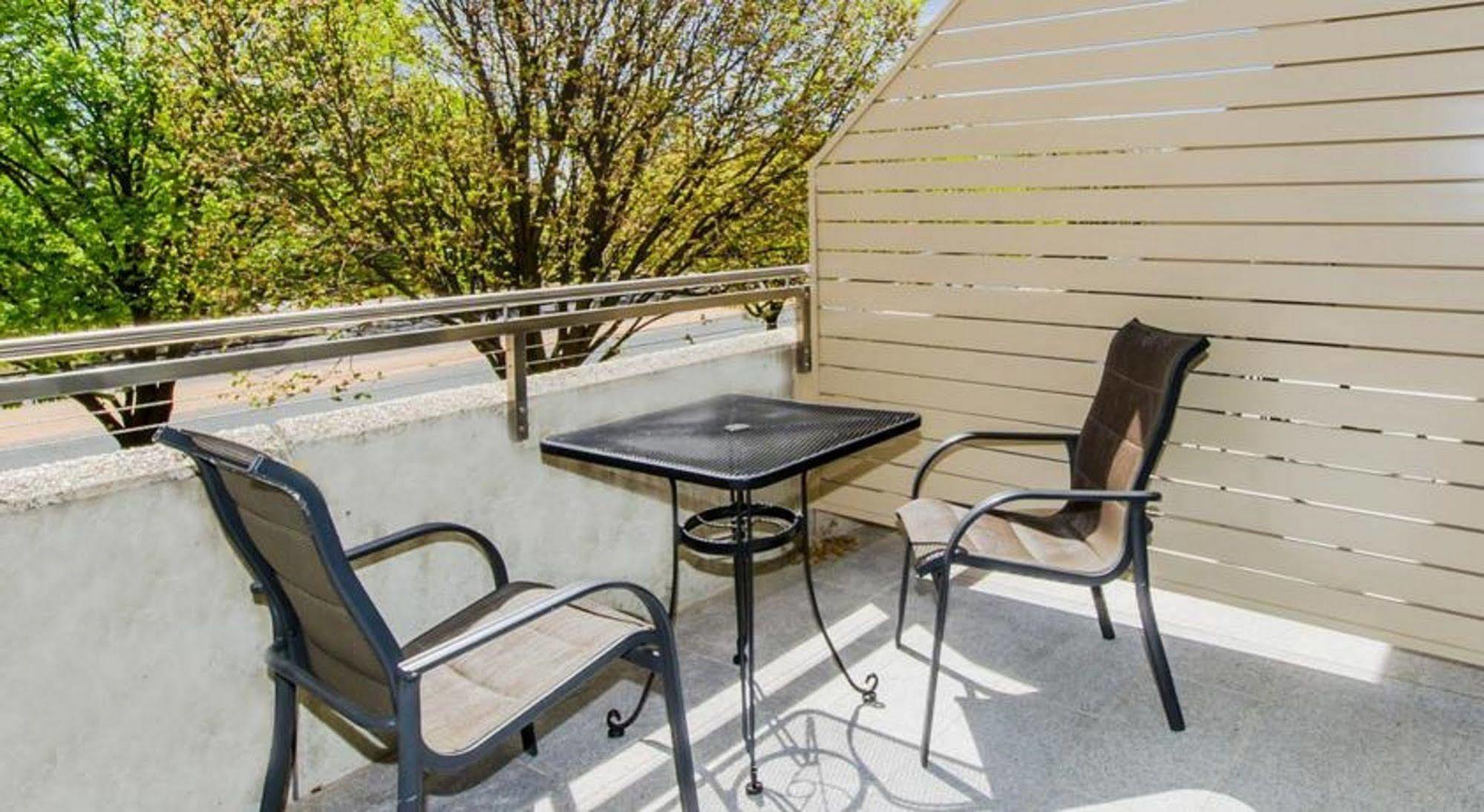 Belconnen Way & Serviced 3* Canberra