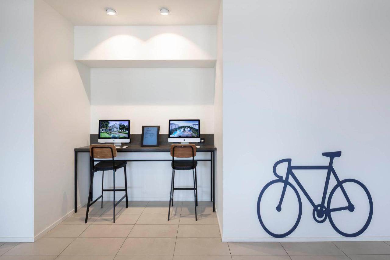 Hotel Mantra Macarthur 4*